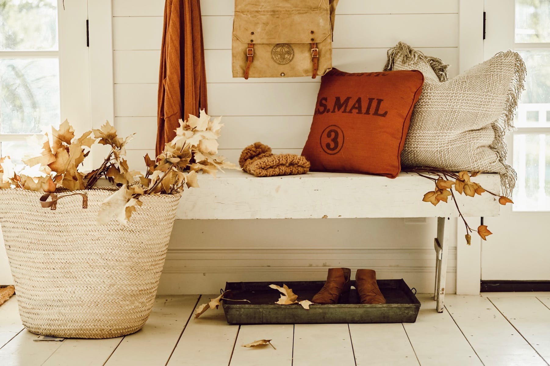Rustic Fall Entryway In A Small Space Liz Marie Blog