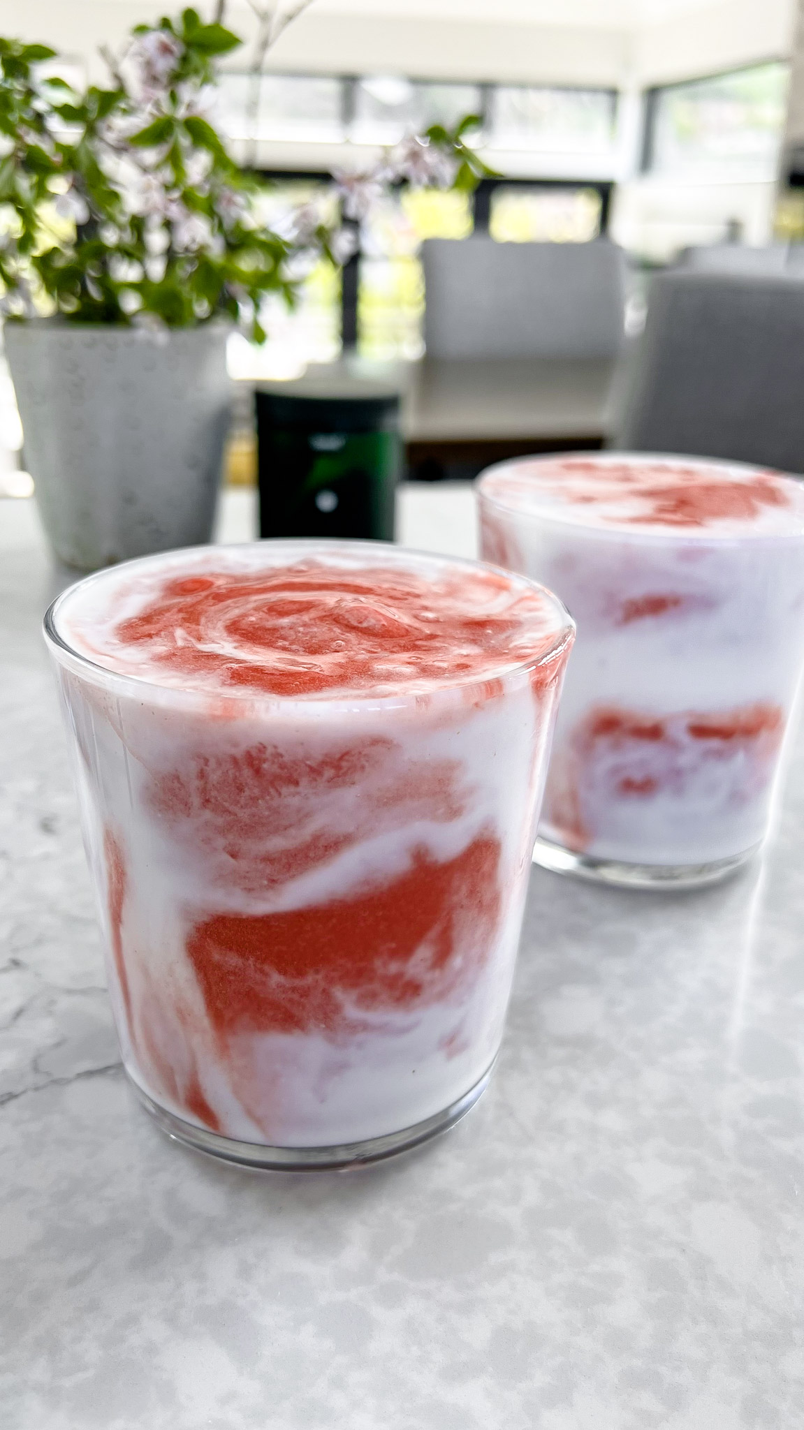 Swirled Virgin Strawberry Daiquiri (great for bloating & constipation