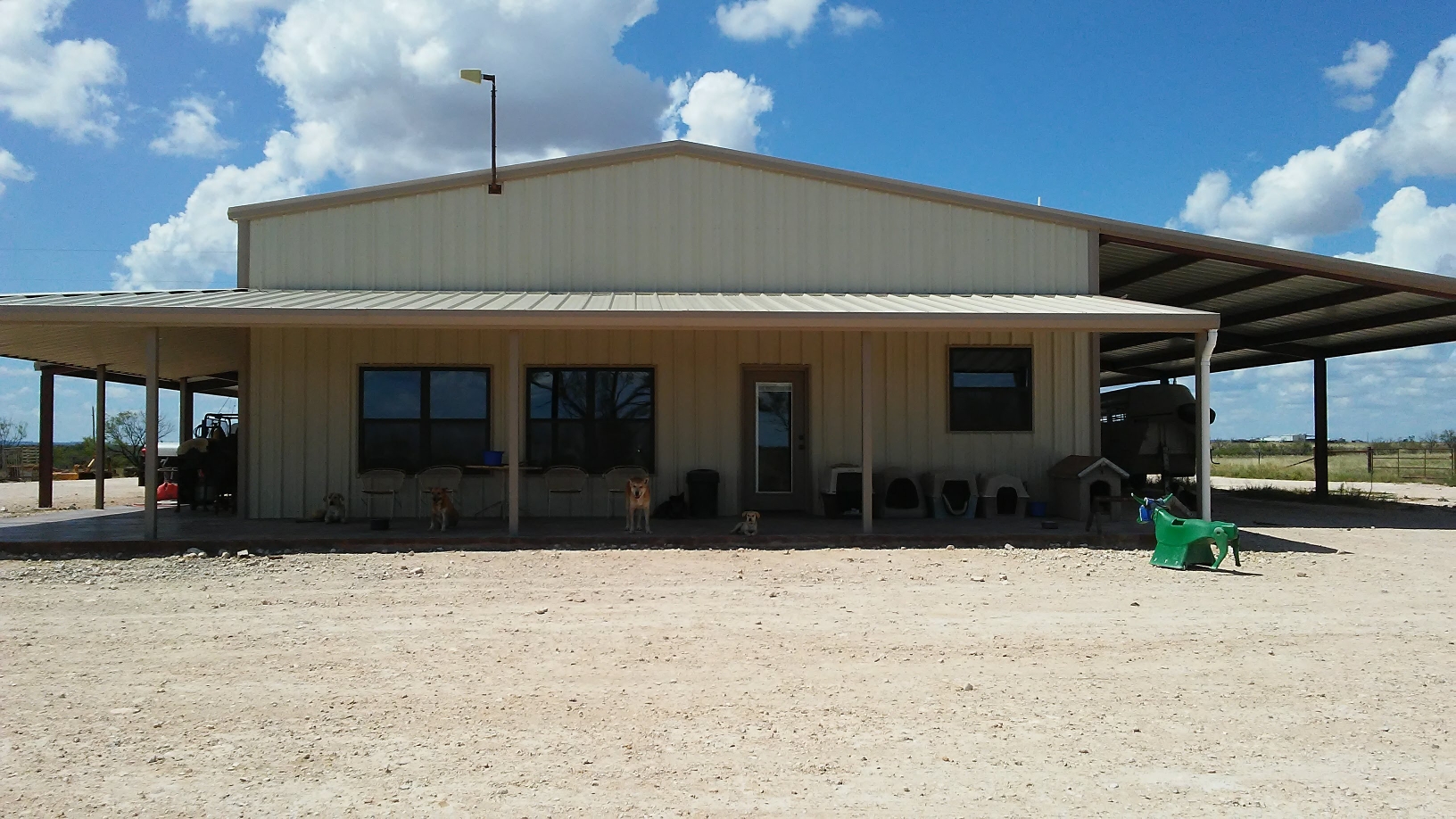 Guerin Ranch w/house Lee, Lee & Puckitt Associates, Inc.