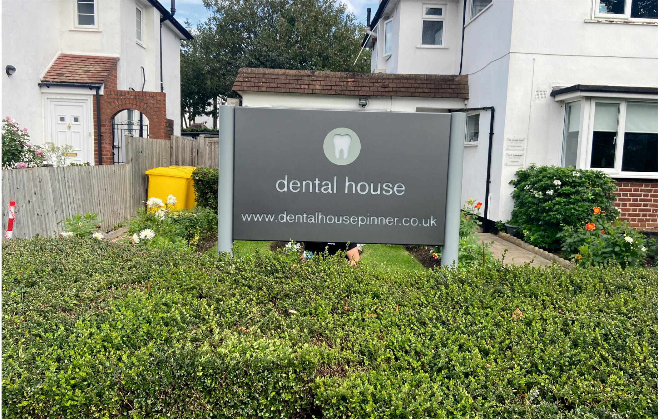 Outdoor Signage Hertfordshire & North London LMB Signs