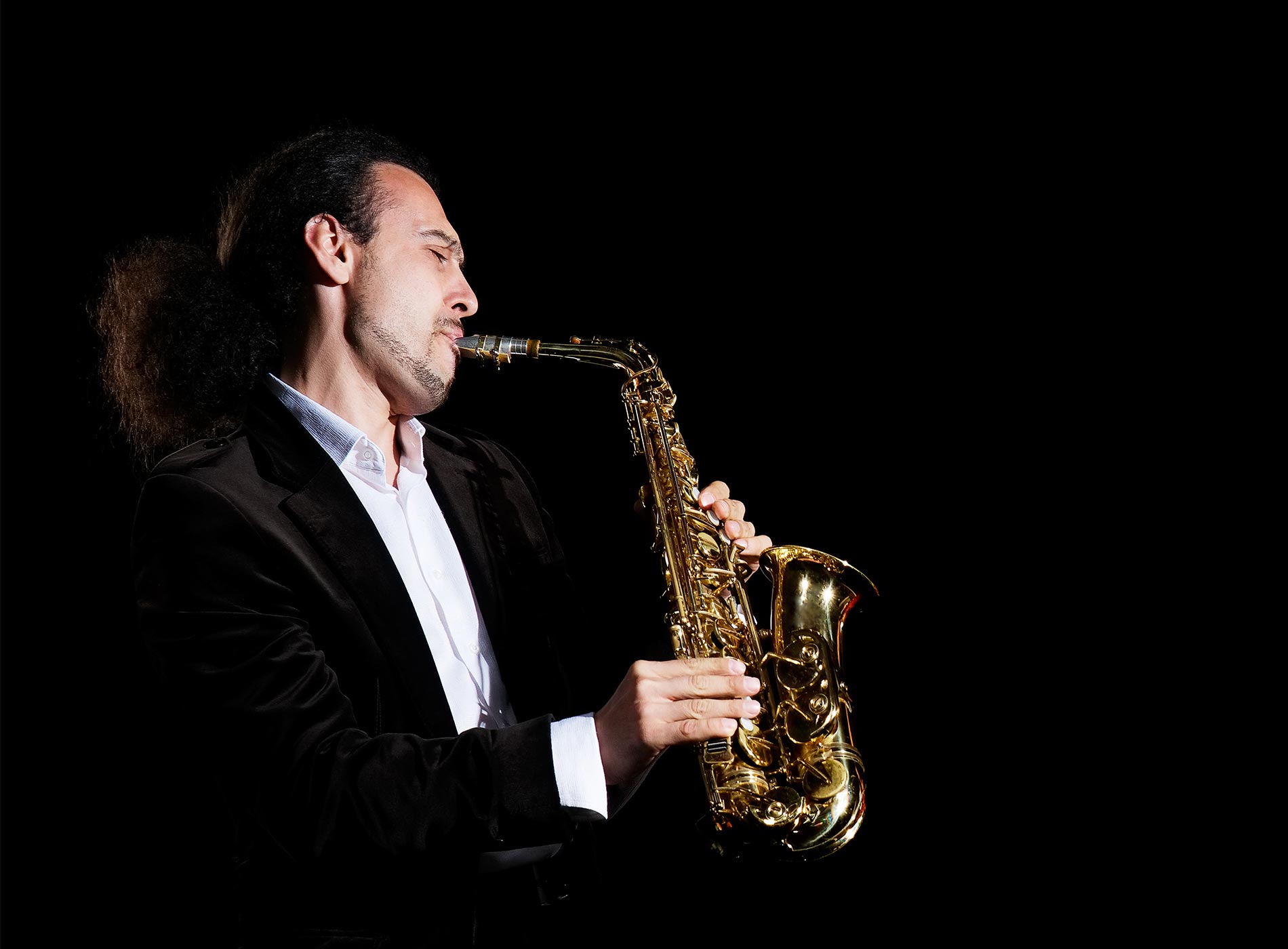 10 Famous saxophone players you should know LMT Music Academy