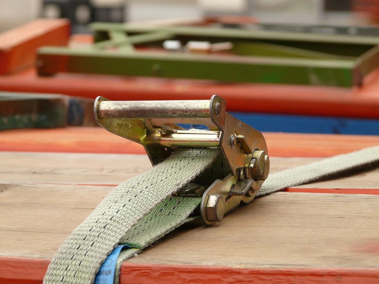 Inspection Tips What to Look Out for on Your Ratchet Straps Load Restraint