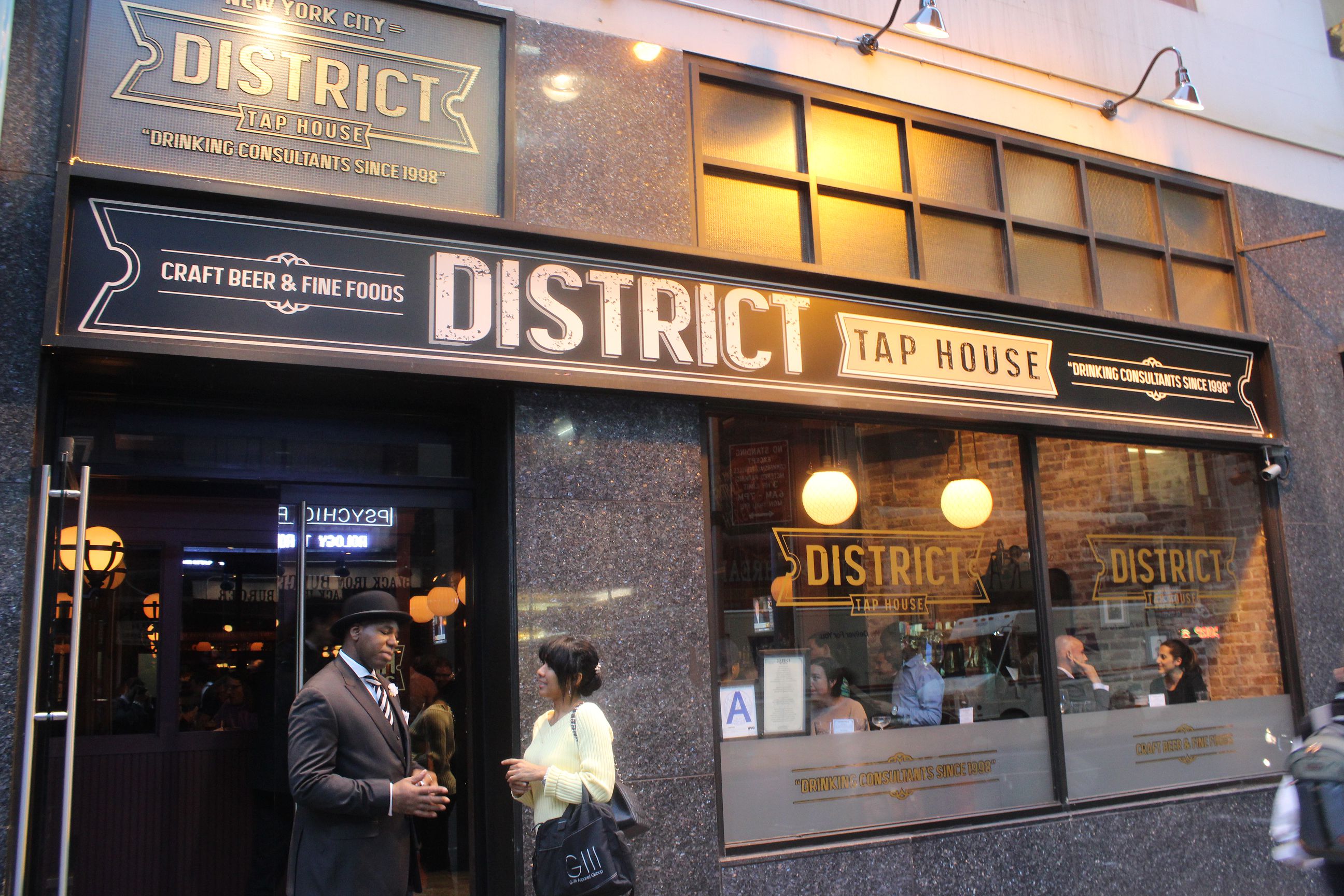 District Tap House Midtown West Drink Here Now LocalBozo