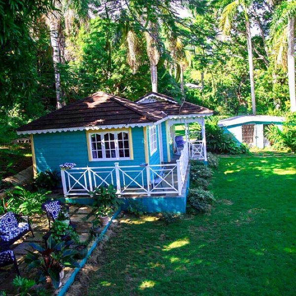 ESTATE HOME. ST ANN'S BAY, JAMAICA LocatorZONE