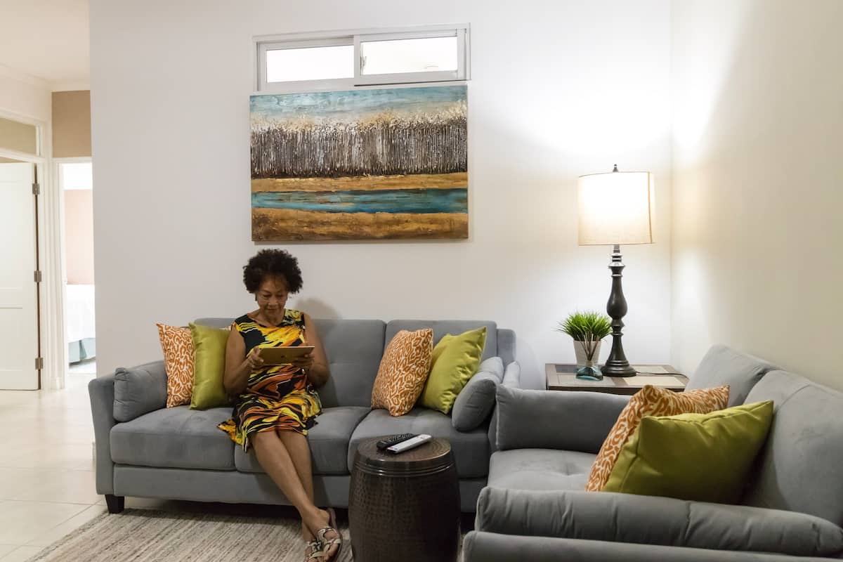 Amazing Rental. Kingston, Jamaica LocatorZONE