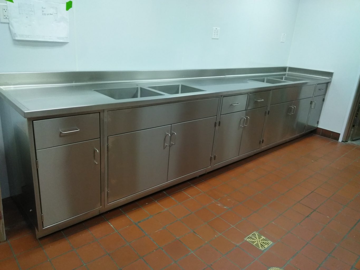 Stainless Steel Wall & Base Lab LOC Scientific