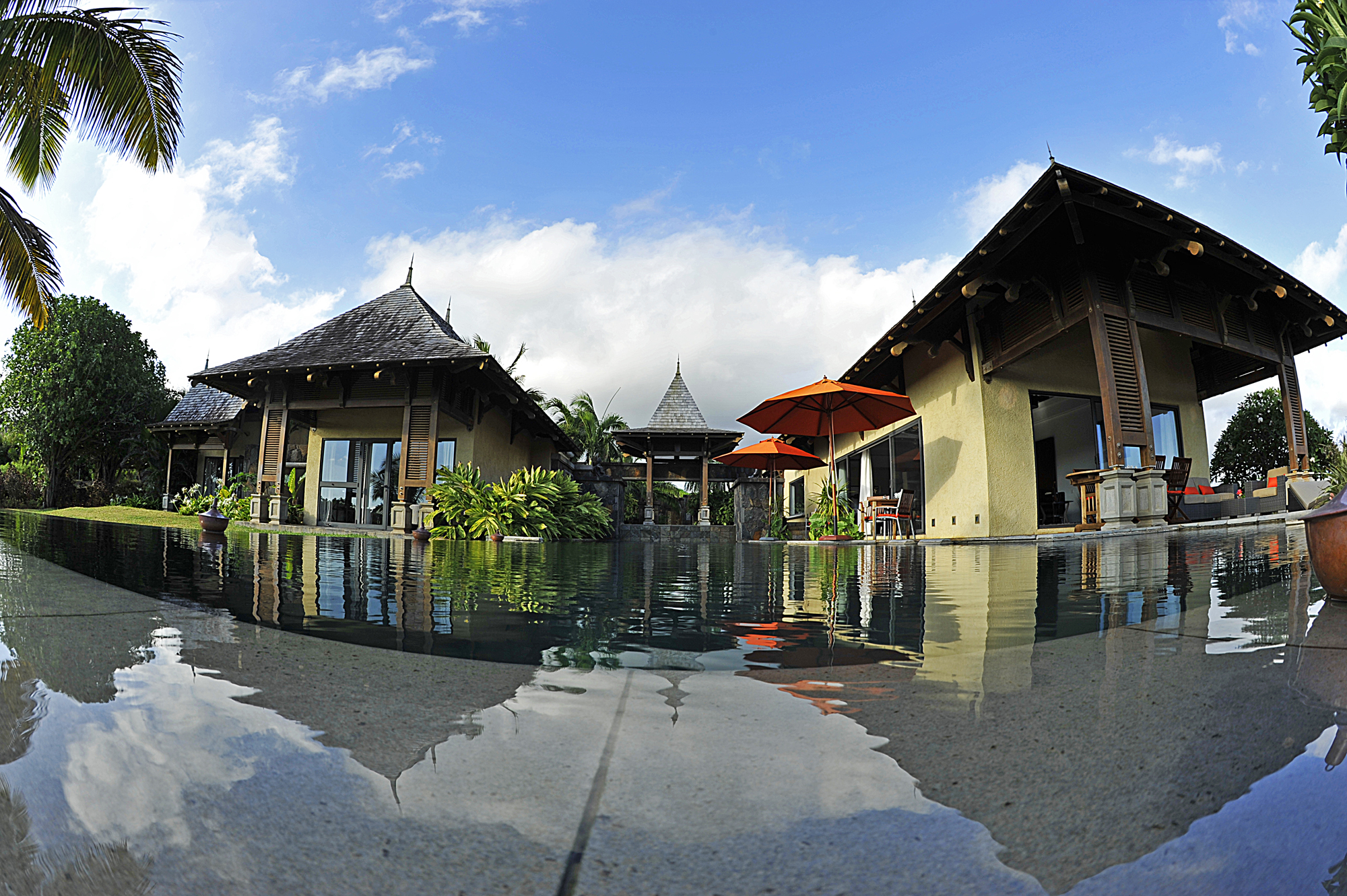 Vivre à l'île Maurice : La Vie en Varangue by Saglio,.