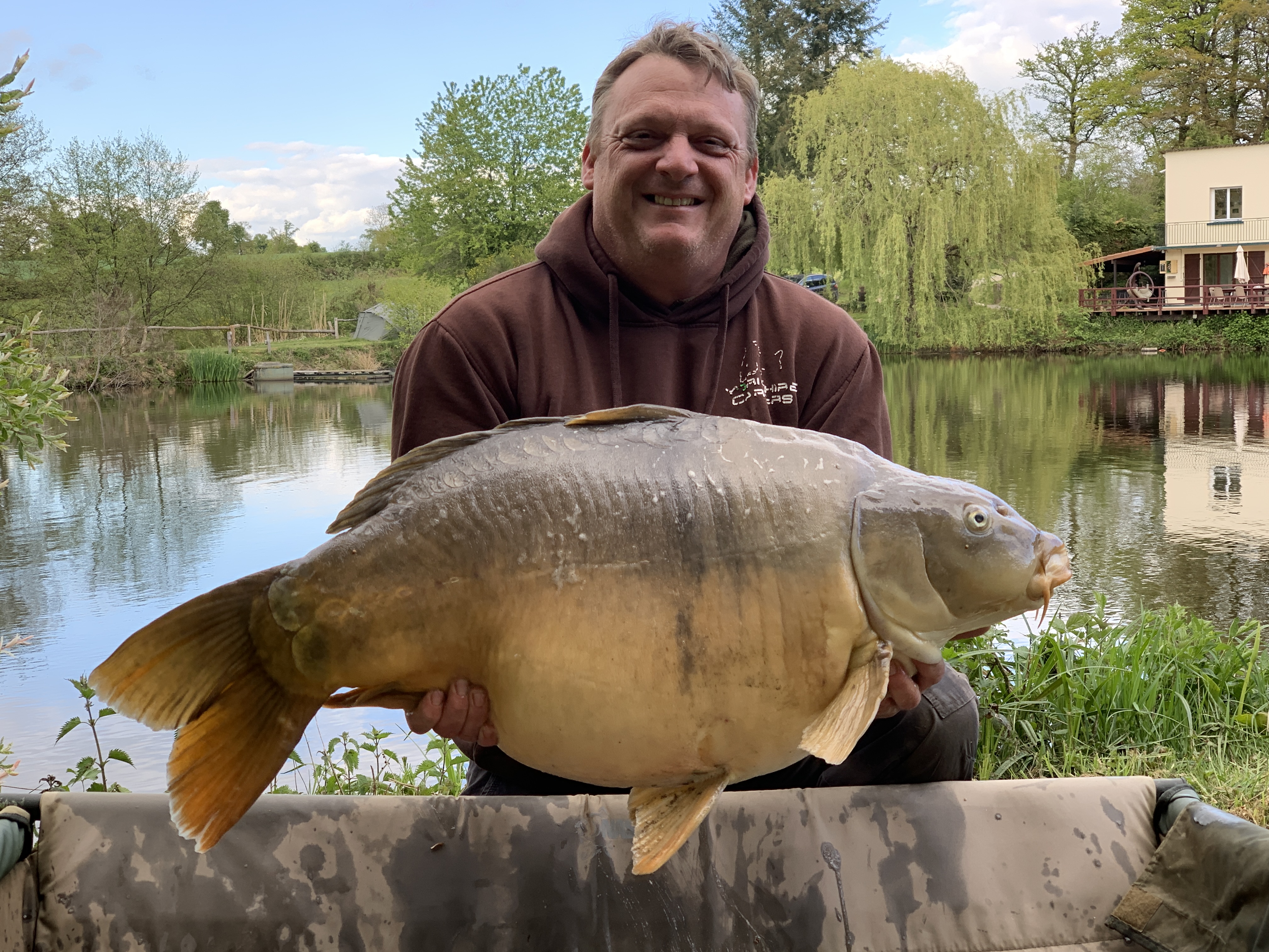 The Lodge Carp Fishing in France Lodge Lakes