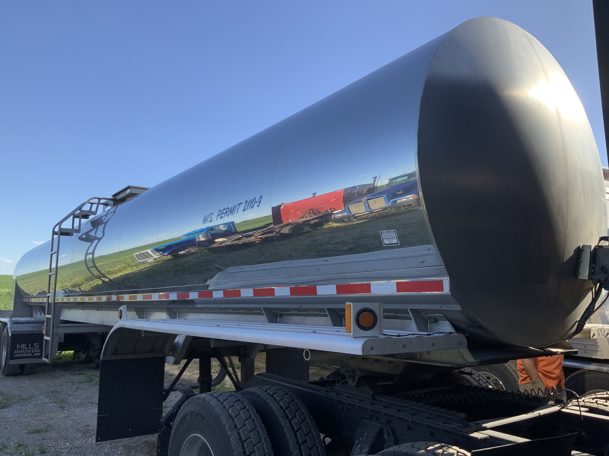 Bulk Liquid Trucks and Tankers Auction Sale **Auction Concluded