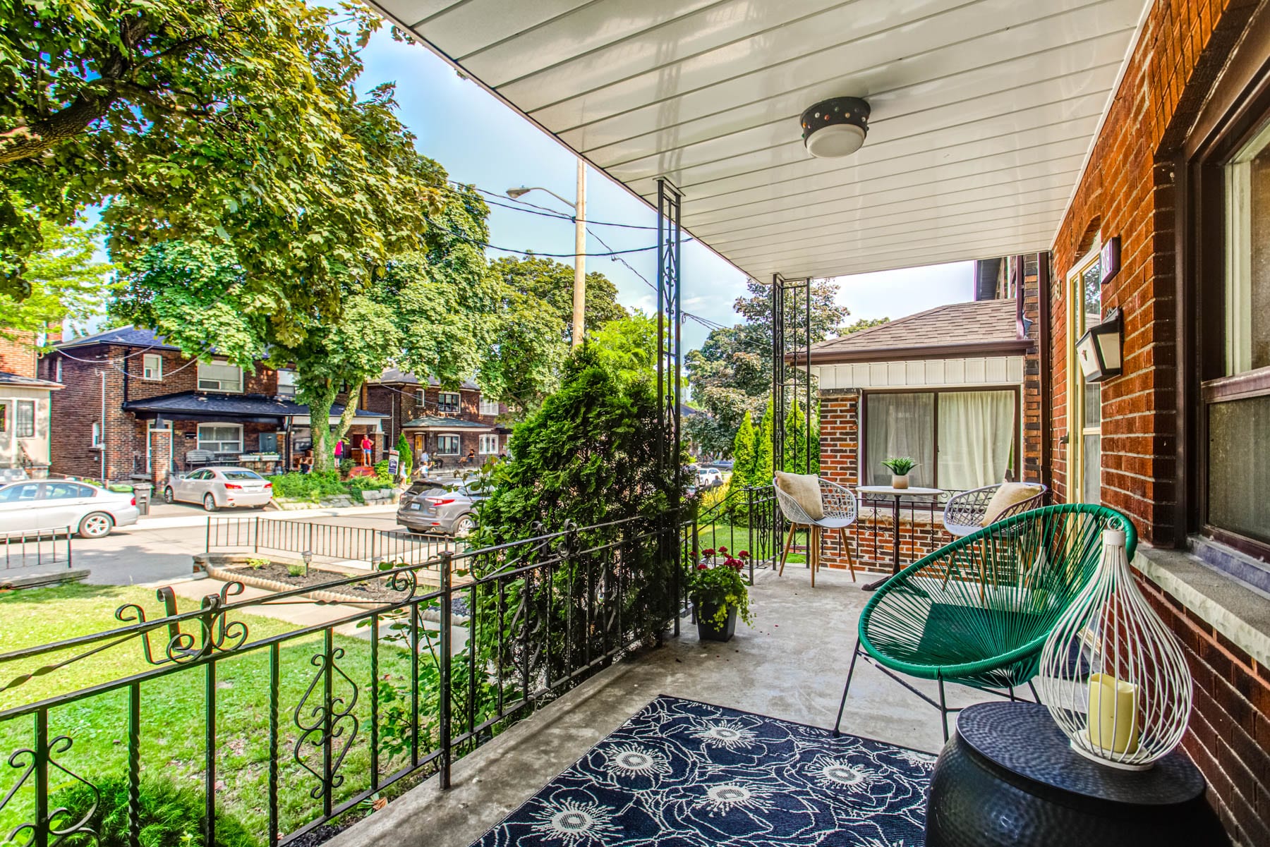 98 Roseneath Gardens Loewith & Greenberg