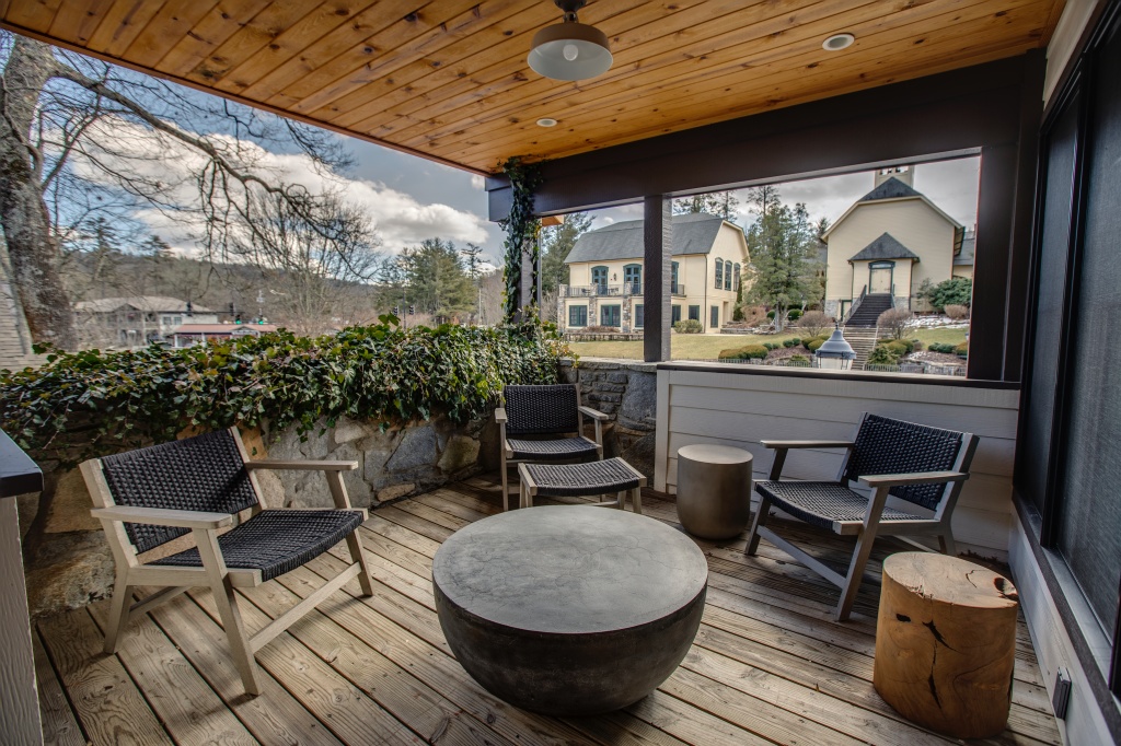 Ravenel Room Lofts on Main Highlands NC