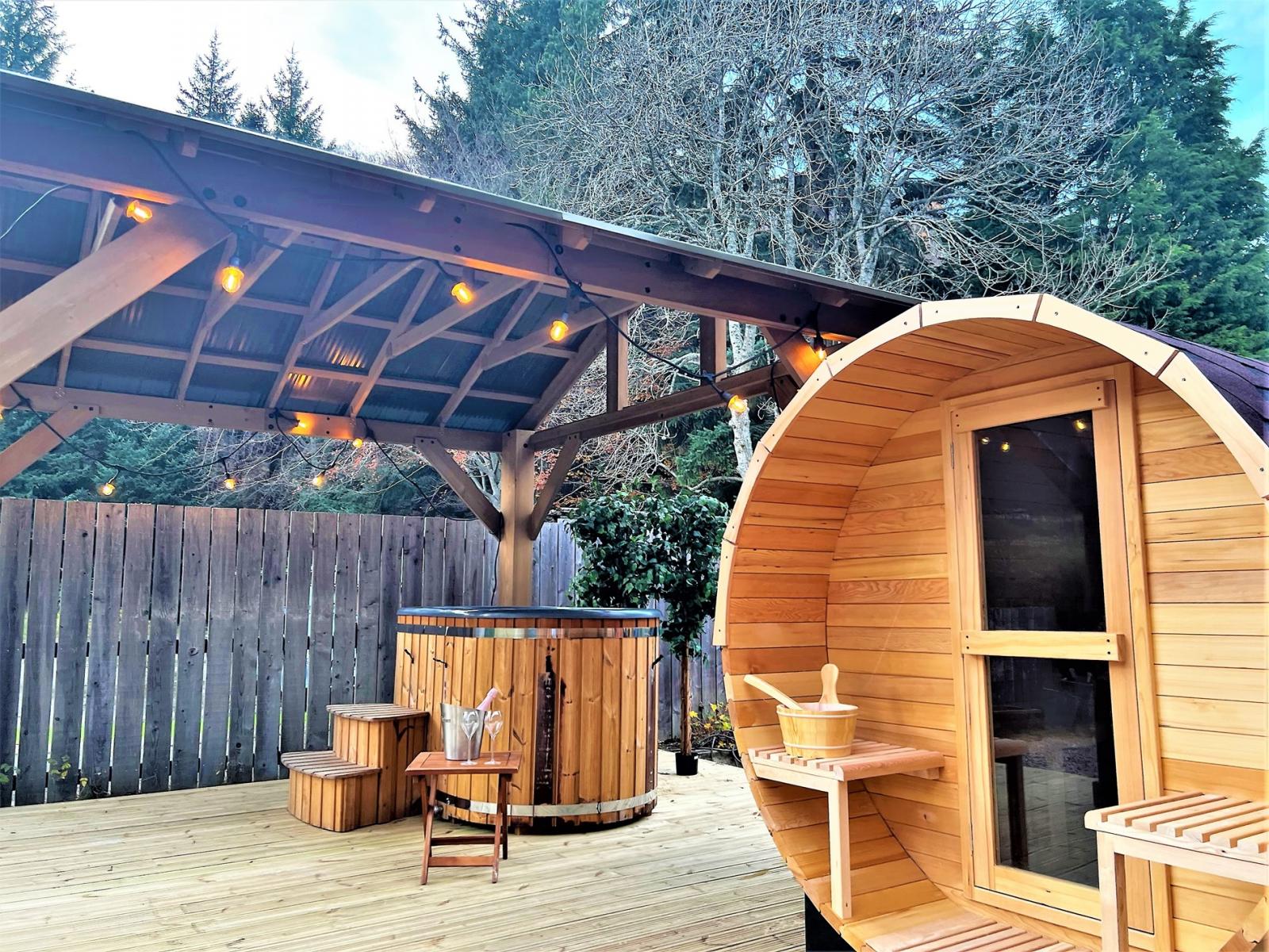 Aviemore Woodland Hot Tub Lodge