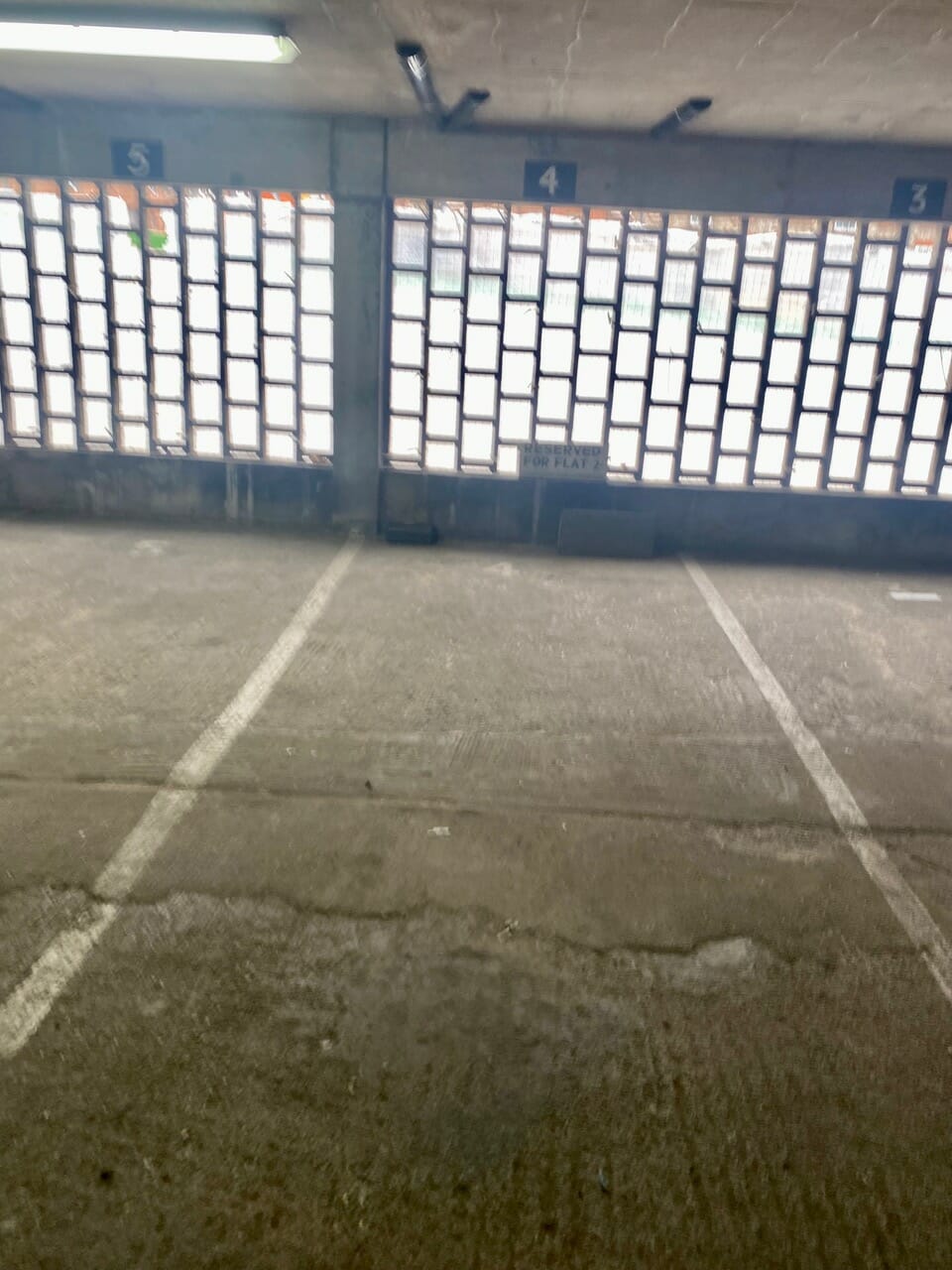 Parking in Secure covered parking in Sloane Ave, SW3 London Garages