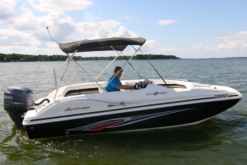 20' Hurricane Deck Boat 115hp Lone Star Marina