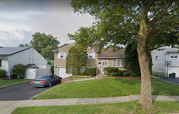 History Photos of Levittown Homes Then & Now