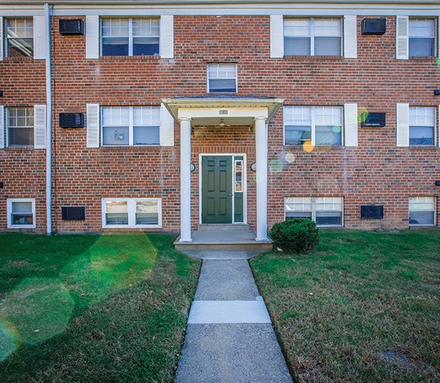 Apartments for rent in Levittown, PA 250 Rewards Longview Gardens