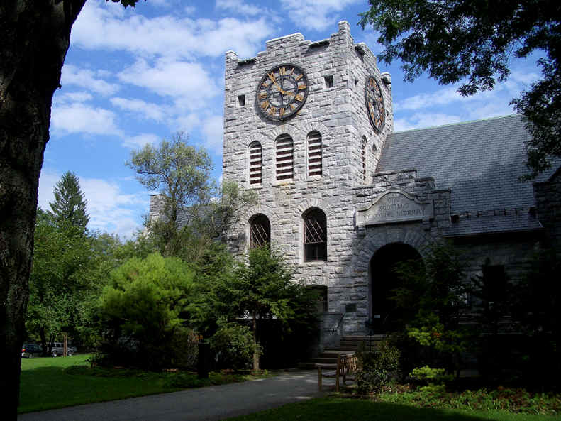 SALISBURY LIBRARY PHOTO