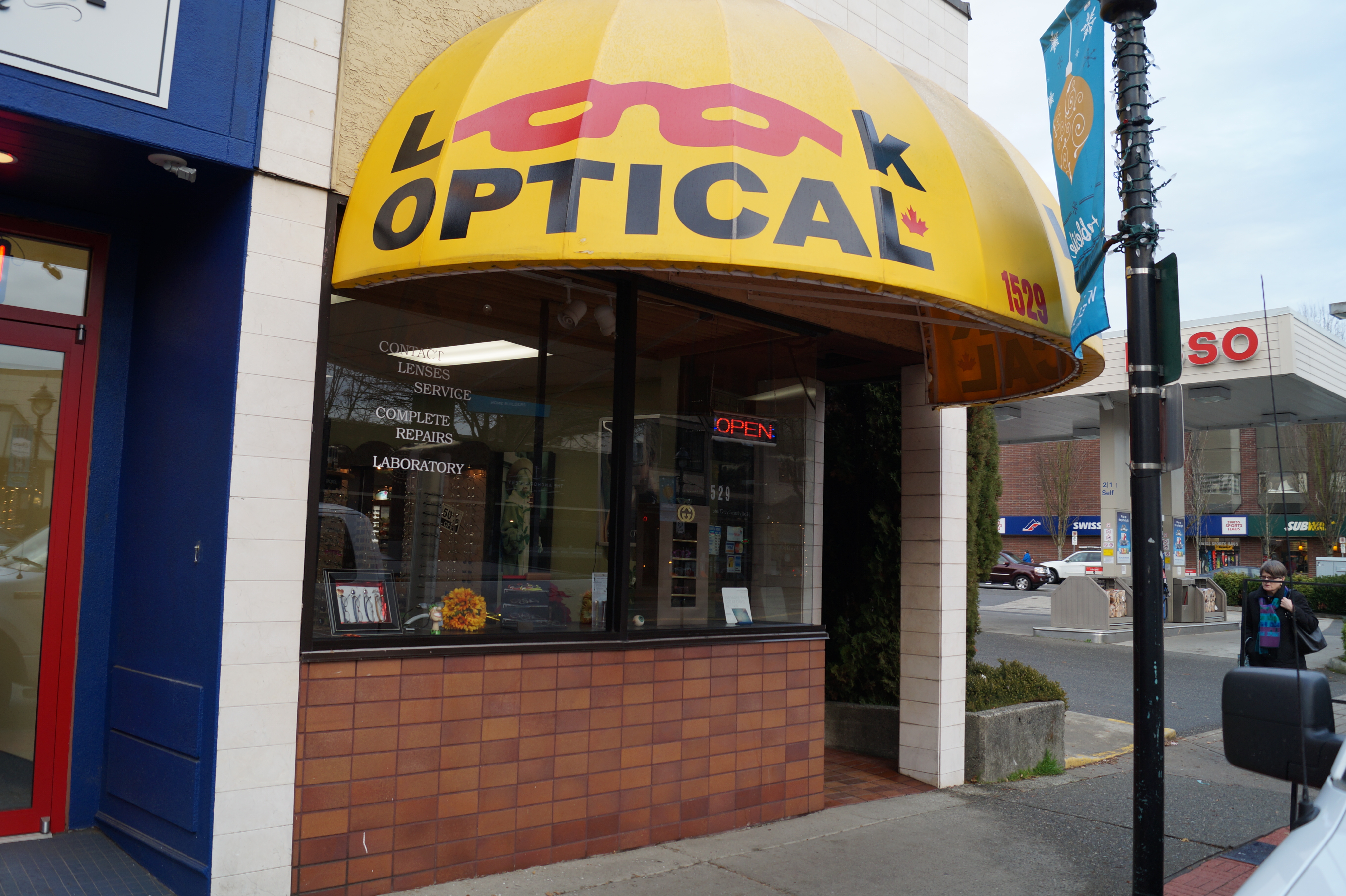 About Look Optical West Vancouver Opticians, glasses and sunglasses