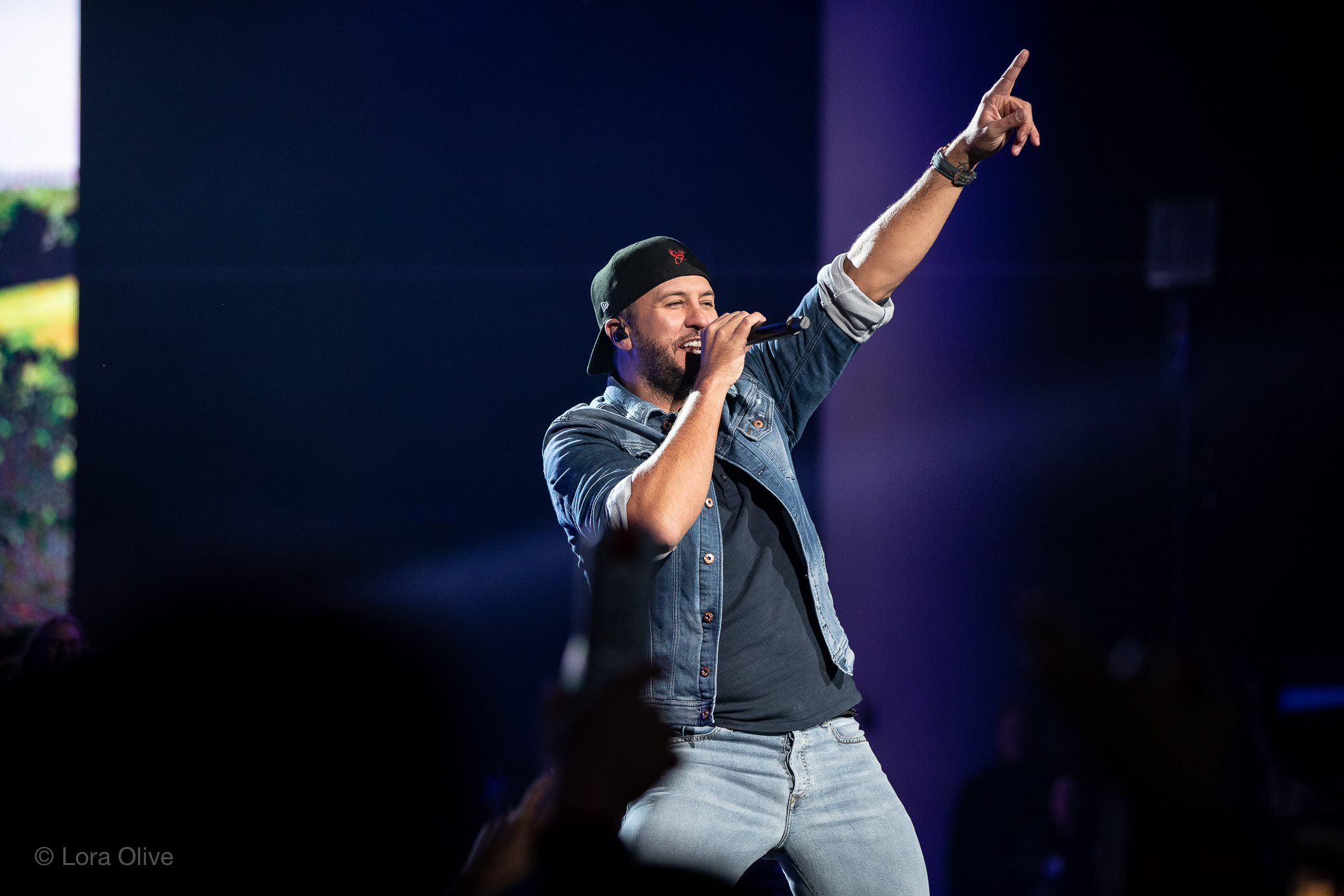 Luke Bryan LivePixLive