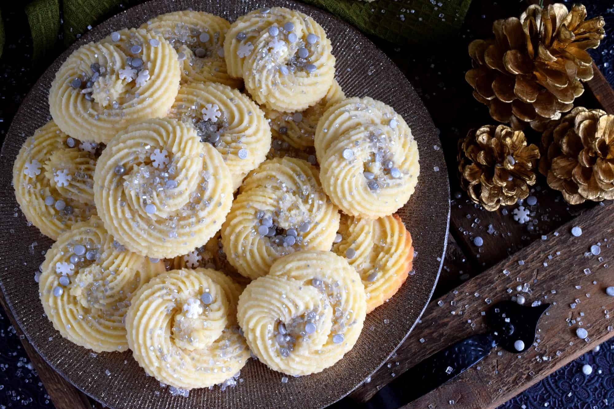 Holiday Piped Rosette Cookies Lord Byron's Kitchen