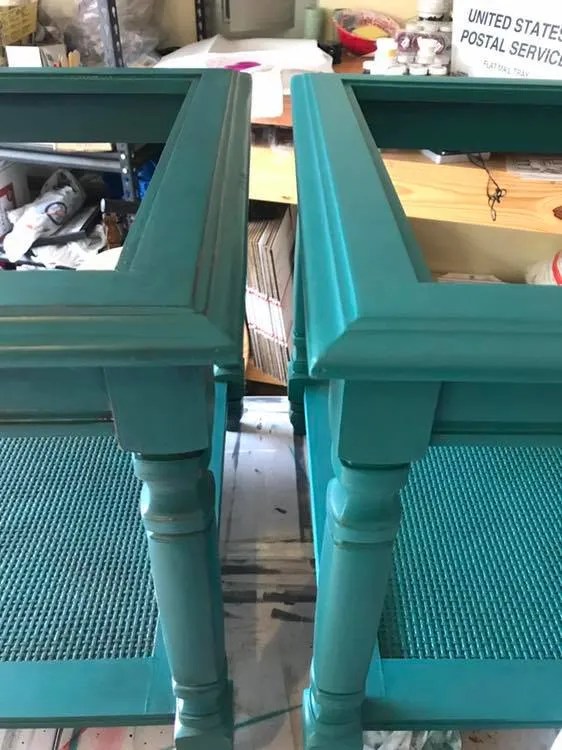 How to Apply Glaze to Painted Furniture VIDEO TUTORIAL Lost & Found Decor