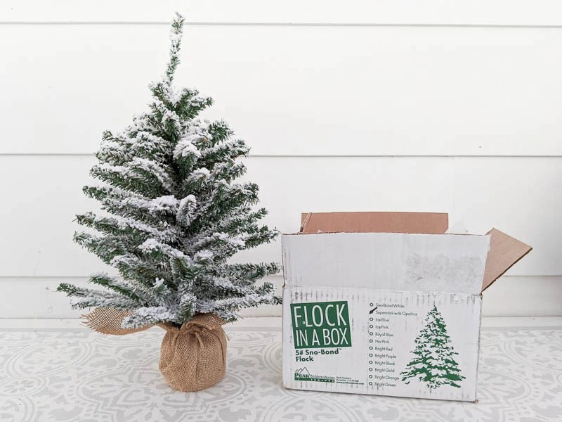 What is the Best Christmas Tree Flocking Powder? Putting it to the Test