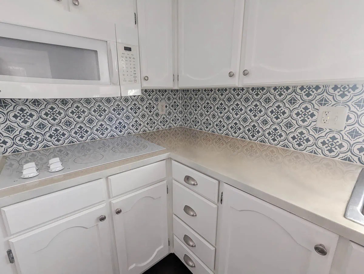 Painted Laminate Countertops How they really look seven years later