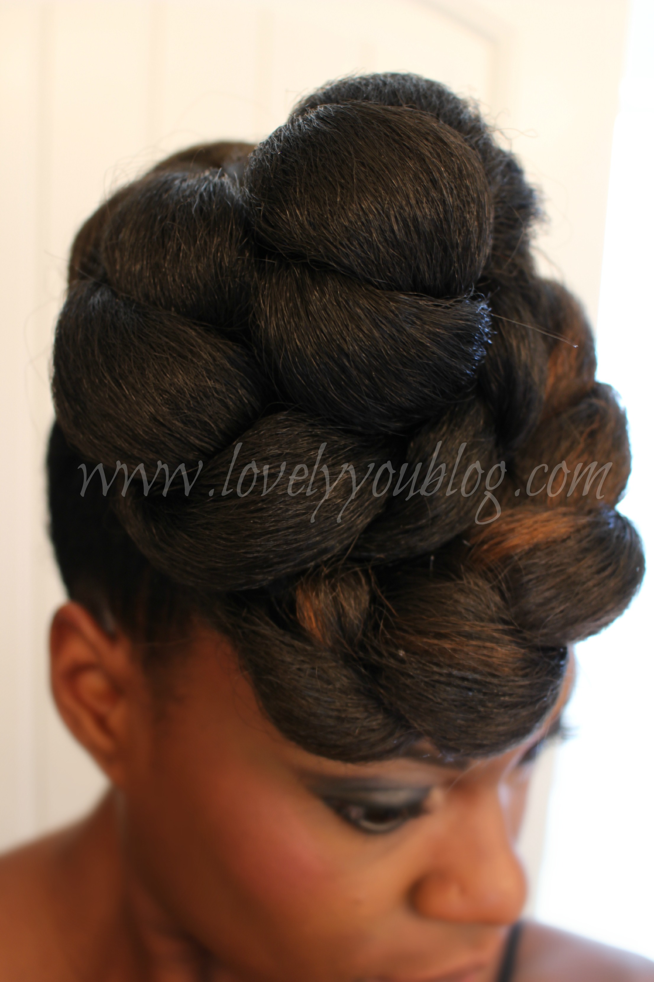 Natural Hair Protective Style #4 {High Bun} + Happy Monday ... (2212 x 3318 Pixel)