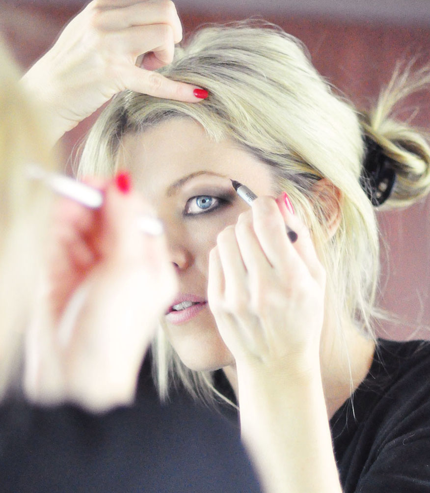 Beauty // Brow Tips to Accentuate Your Features Like a Pro