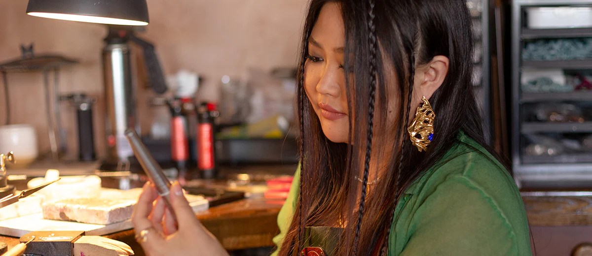 What Are The Benefits of Handmade Jewellery? Loveness Lee