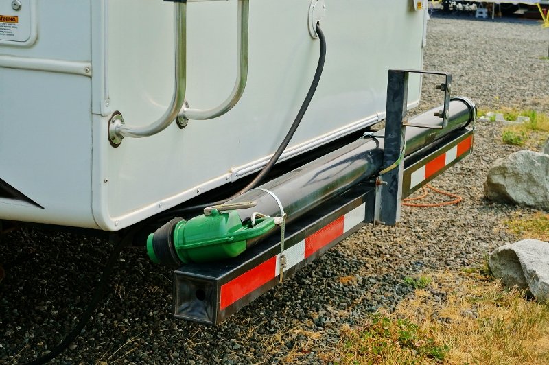 Homemade Rv Sewer Hose Storage / DIY a camper sewer hose storage 173