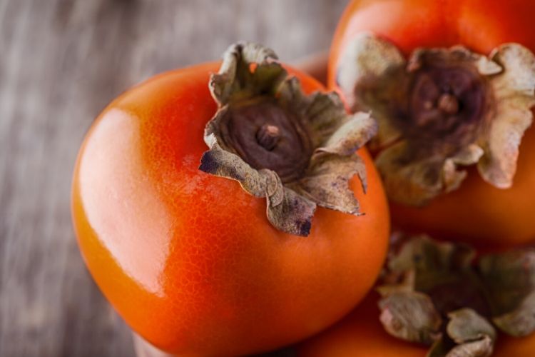 Are Persimmons Keto? Carbs and Calories in Persimmons