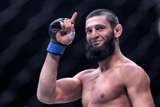 Joe Rogan desglosa el peligro de Khamzat Chimaev para Dricus du Plessis en la pelea por el título de UFC