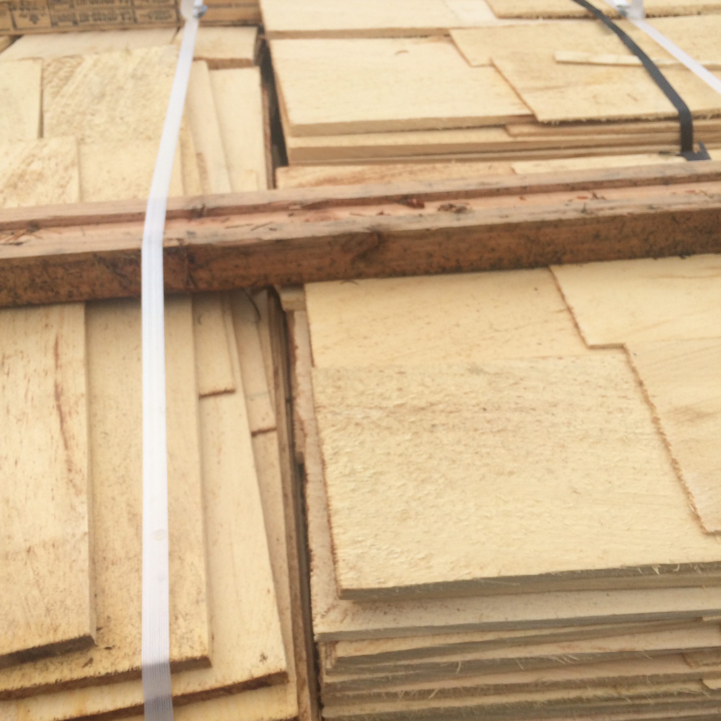 Alaskan Yellow Cedar Shingles 2 grade « Mill Outlet Lumber