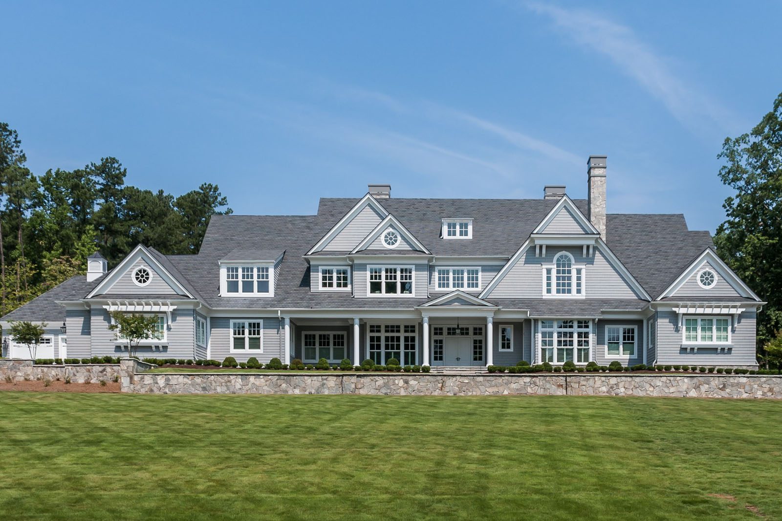 Loyd Builders Custom Luxury Home Builder serving Raleigh, Durham