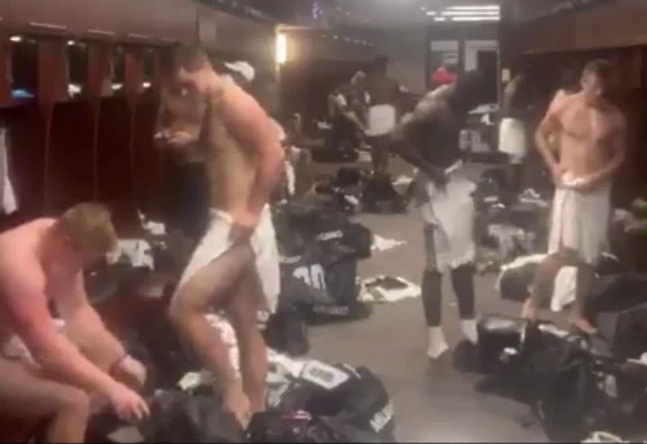 Accidental Locker Room Nudity Caught on Video | Page 143 | LPSG