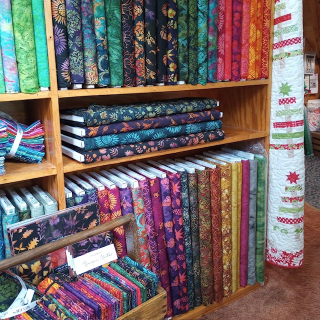 River's Edge Antiques & Quilt Loft {Hayward, WI} Local Quilt Shop Contest