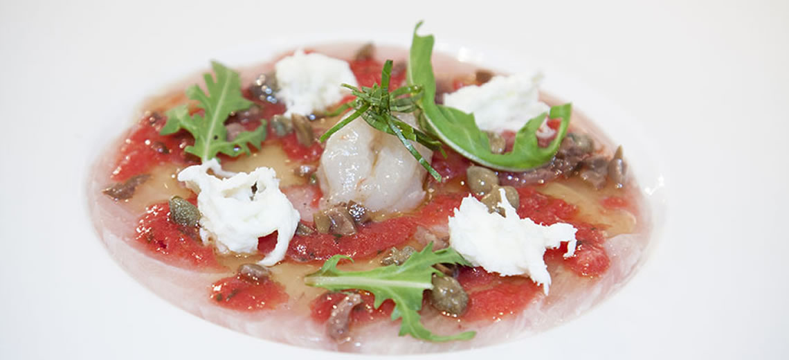 Ricciola alla puttanesca di tonno di Mauro Uliassi