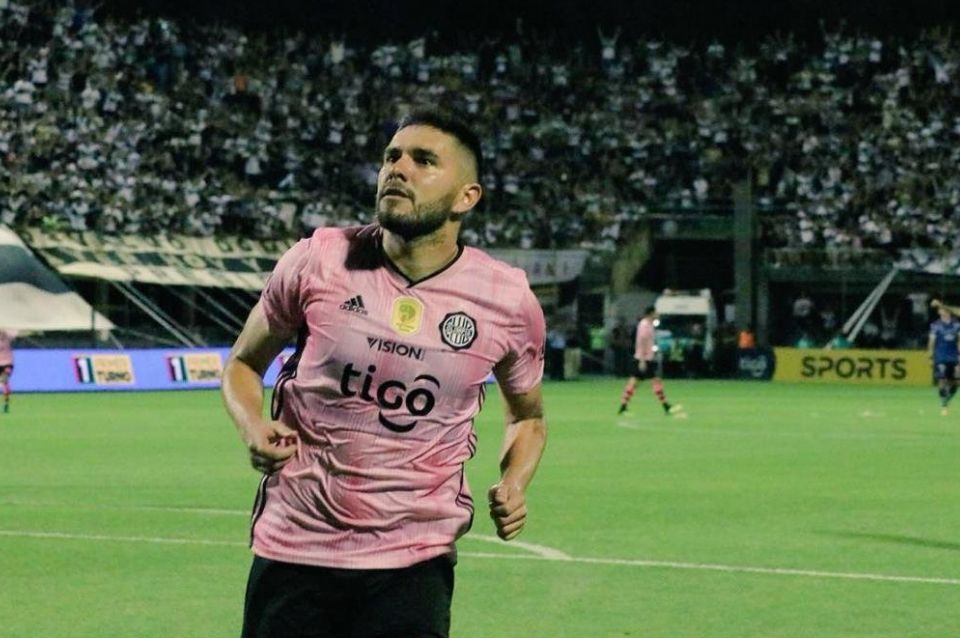Ortega, el nuevo goleador para Colón