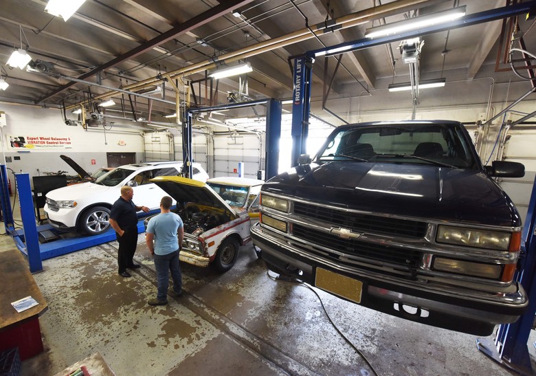 car burning oil repair LubeVan Mobile Oil Changes