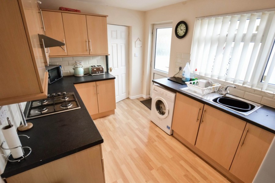 Hill Street, Ystrad Mynach, 3 bedroom, Mid Terraced House
