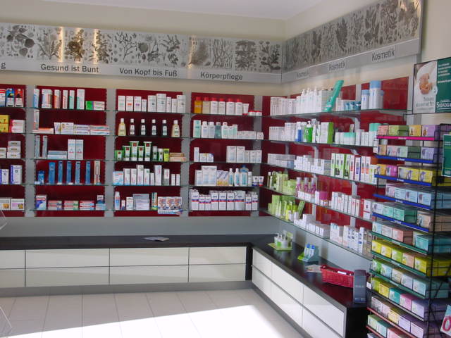 Apotheke Halle Luckner Interieur