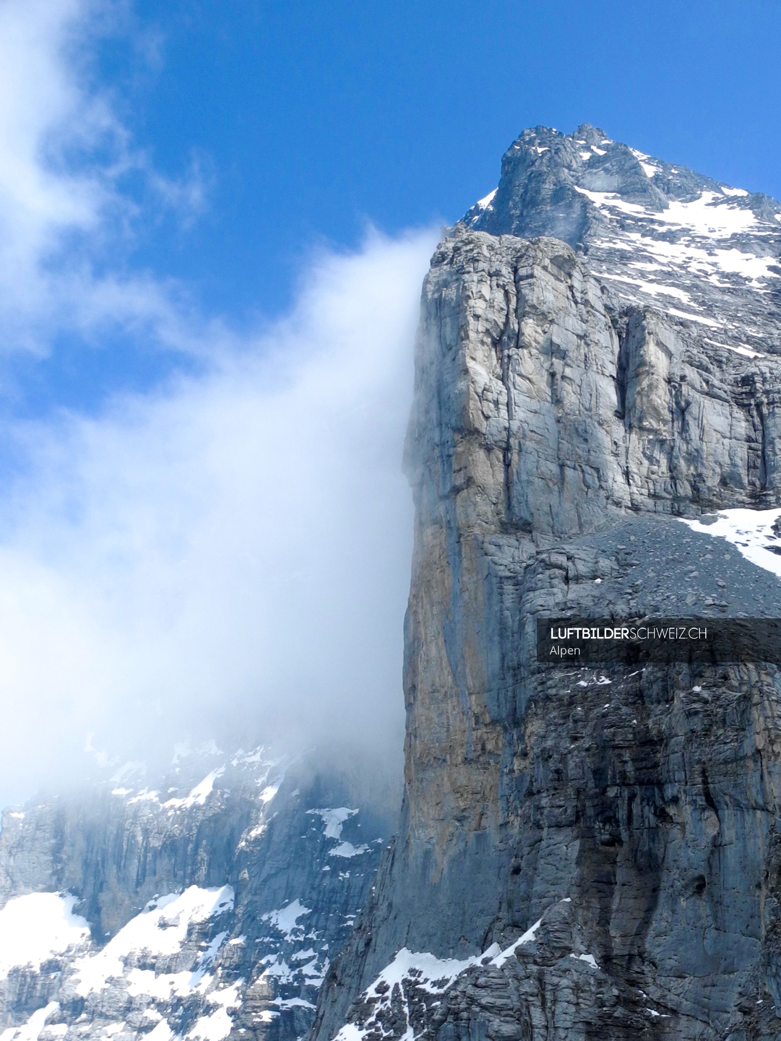 Luftaufahme Eiger Nordwand Luftbilderschweiz.ch