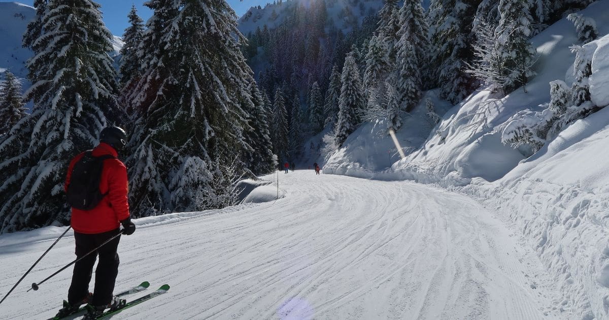 5 Stellar but Surprisingly Cheap Ski Resorts LugLess