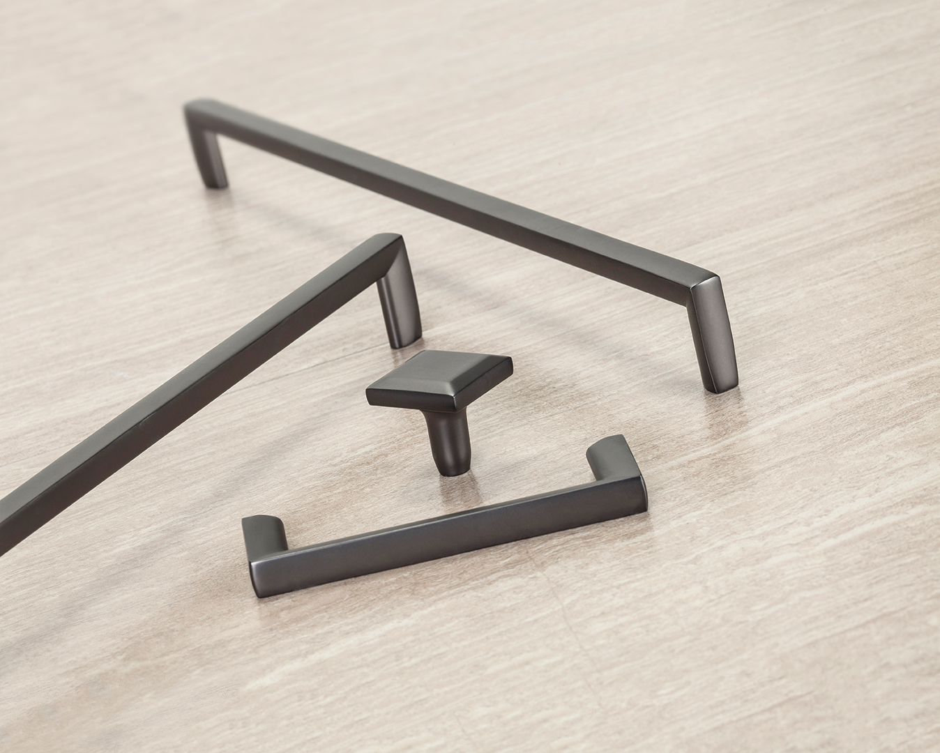 Lumberjack's Kitchens & Baths Kitchen Bath Hardware Knobs Pulls