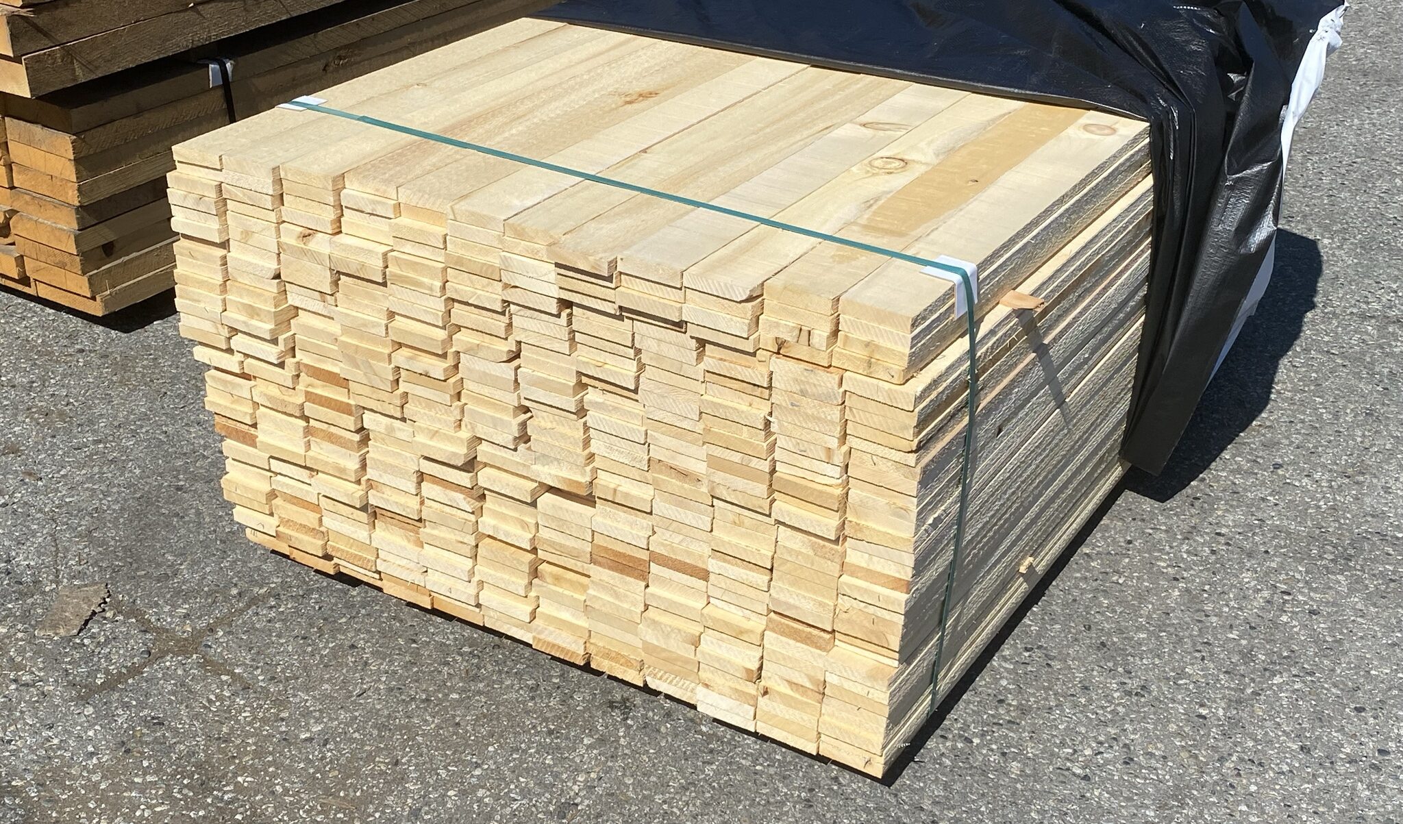 1″ x 4″ 4′ Yellow Cedar Kiln Dried Lumberstore.ca