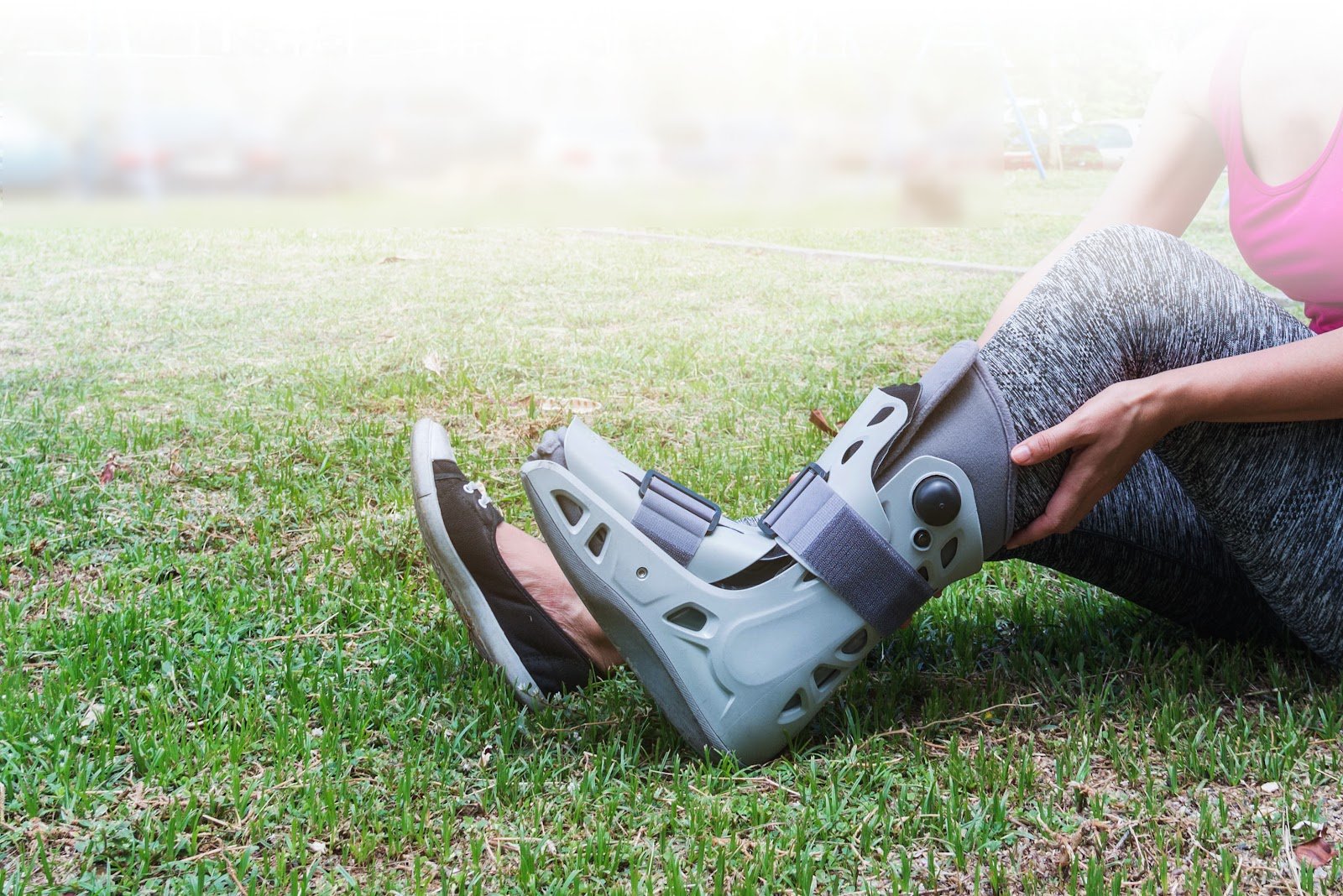 How to Walk in a Walking Boot After Bunion Surgery