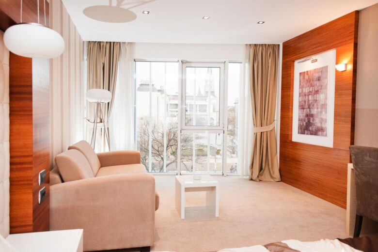 5 Reasons Why it is Worth Hiring Apartment Locator Services Lux Render