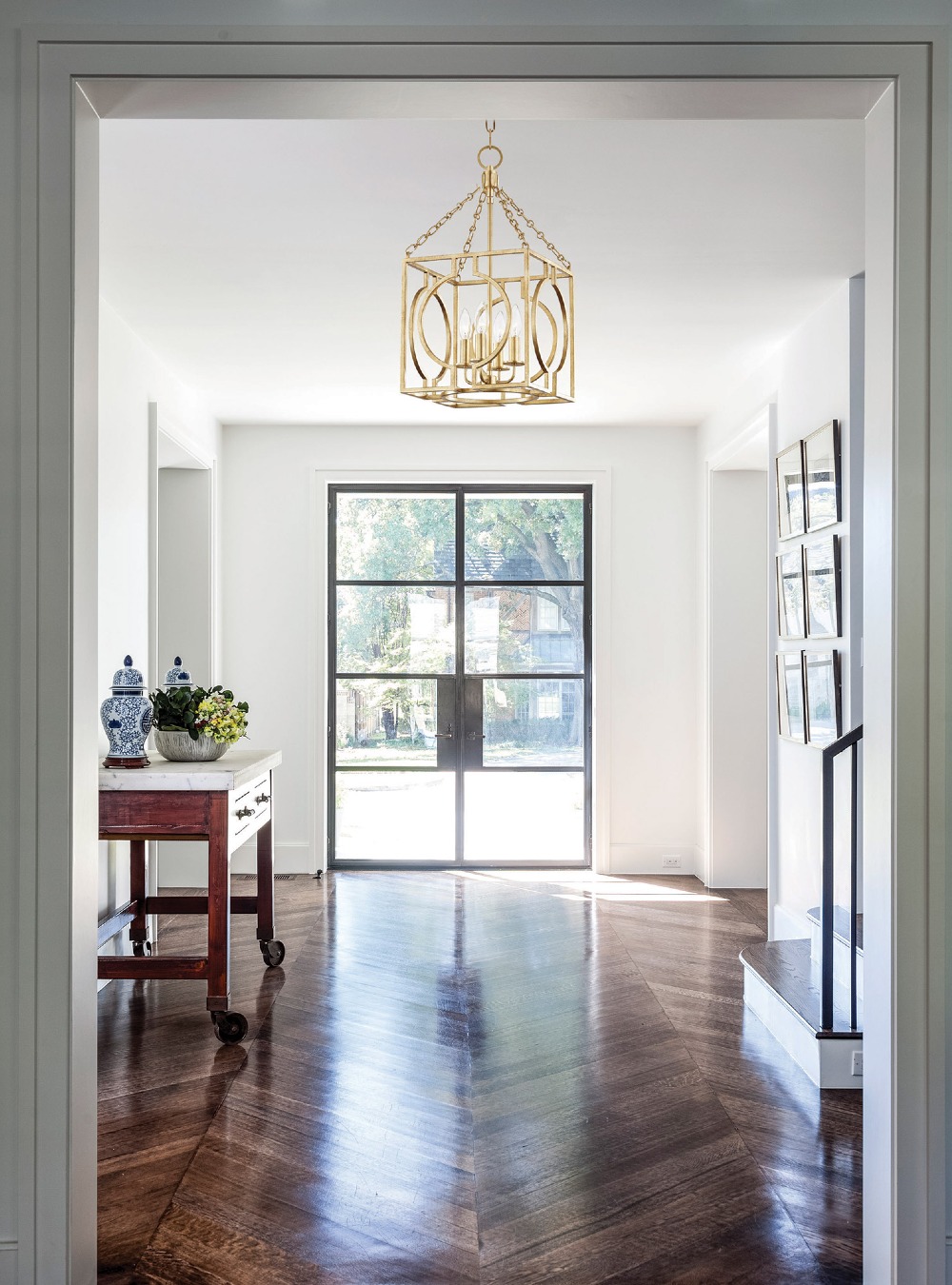 22 Outrageously Stunning Entryway Lighting Ideas