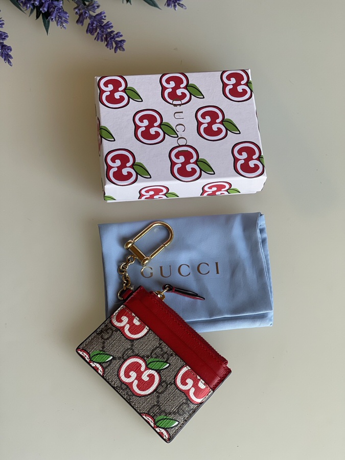 Gucci Key Pouch LVLENKA Luxury Consignment